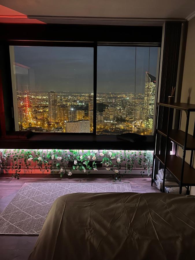 Apartment Jacuzzi D'europe, 40e Etage